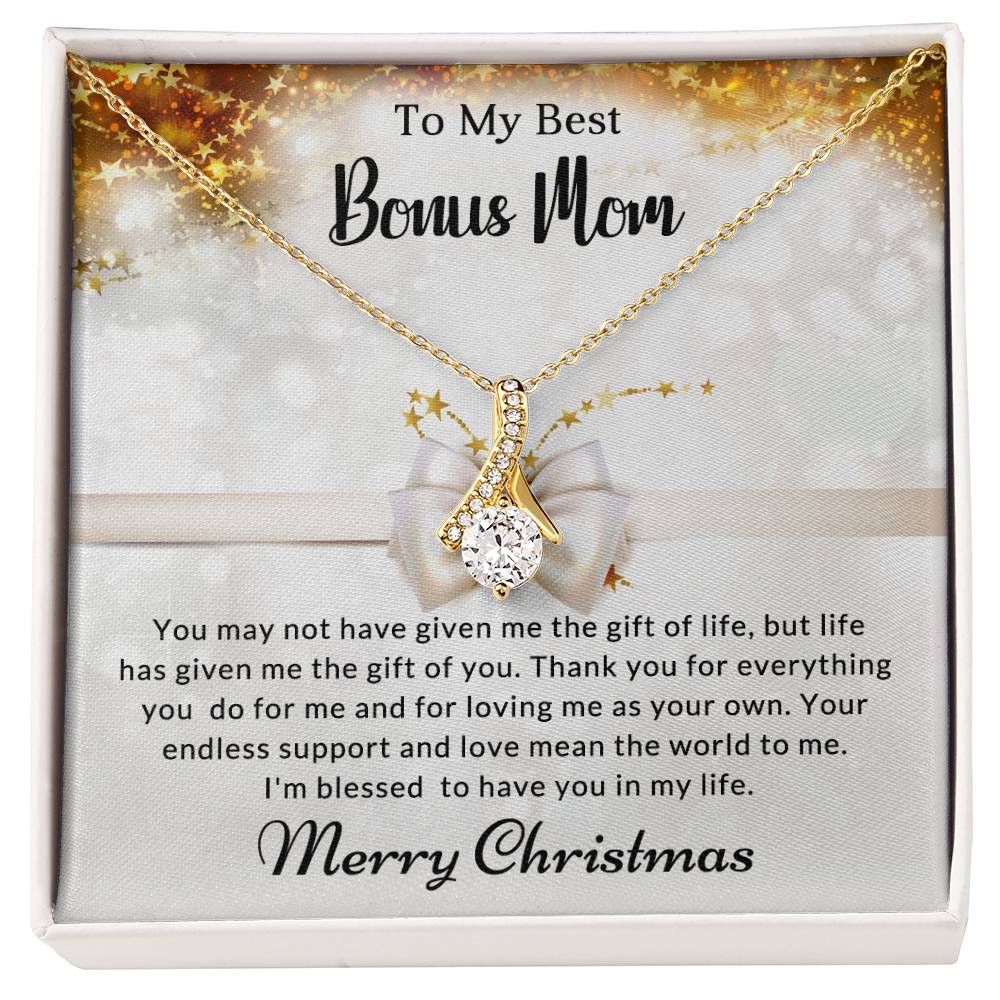 Best Necklace Gift Ideas to Surprise Your Bonus Mom This Christmas A1011