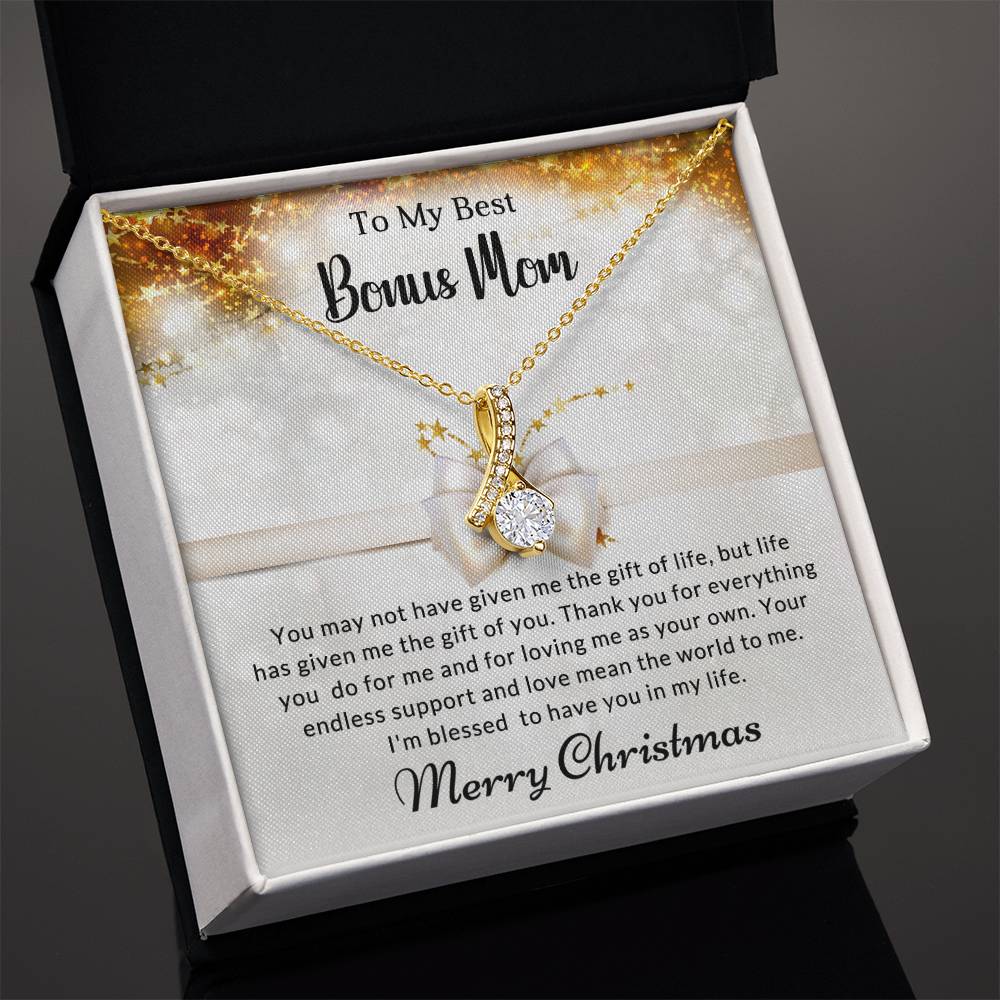 Best Necklace Gift Ideas to Surprise Your Bonus Mom This Christmas A1011