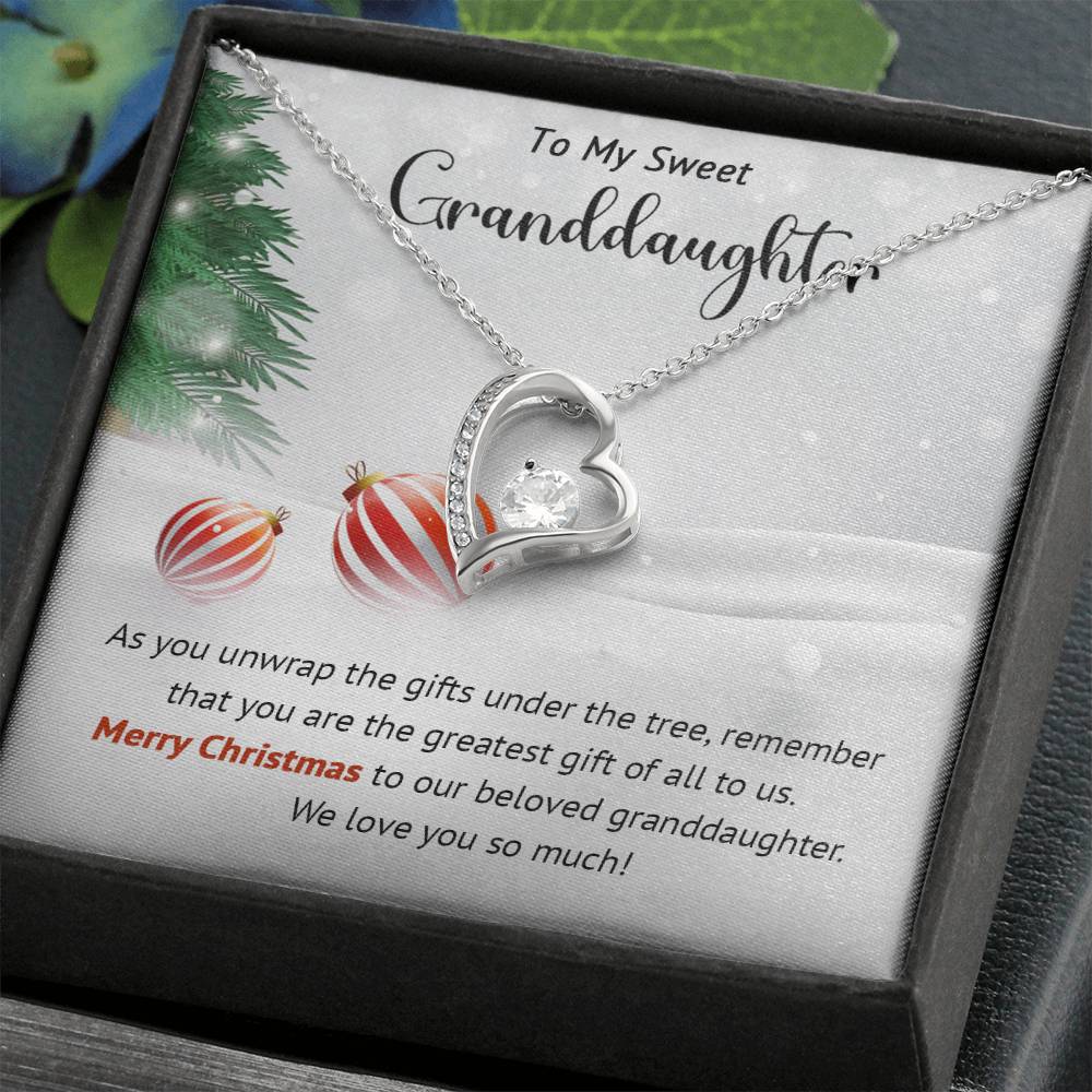 This Christmas, Surprise Your Sweet Granddaughter with a Beautiful Necklace Gift A1034