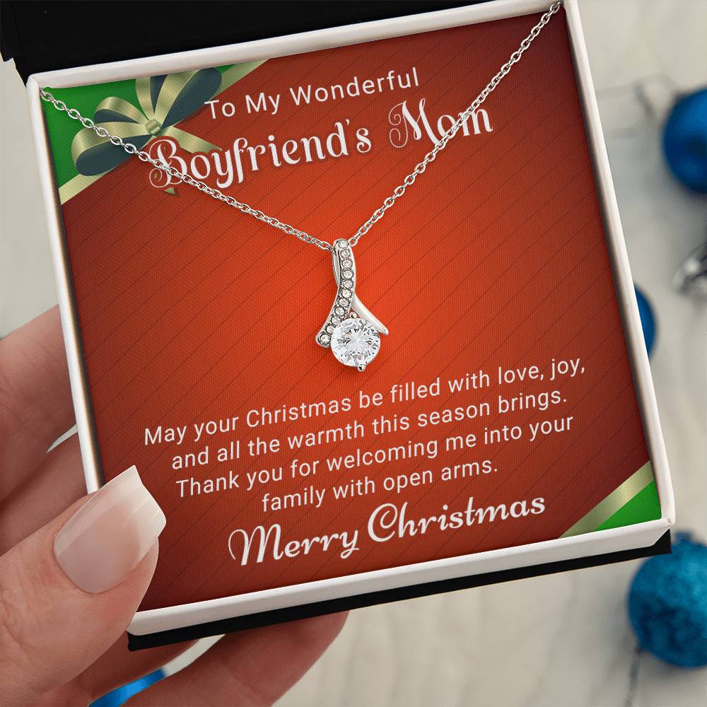 This Christmas, Give a Necklace Gift That Shows Your Love for Your Boyfriend’s Mom A1096