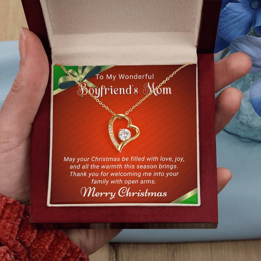 This Christmas, Give a Necklace Gift That Shows Your Love for Your Boyfriend’s Mom A1096