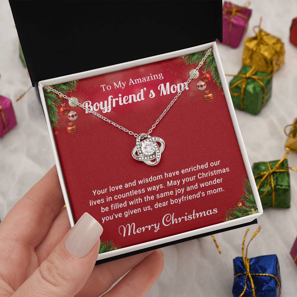 Gift Your Boyfriend’s Mom a Christmas Necklace That Shows Your Appreciation A1099