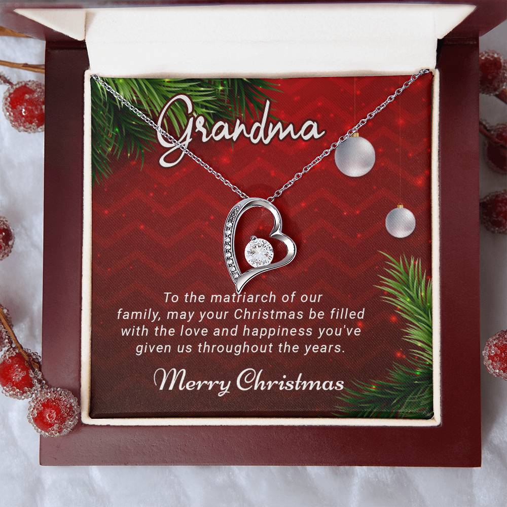 Bring a Smile to Grandma’s Face This Christmas with an Elegant Necklace A1085